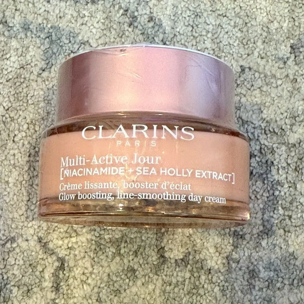 Clarins Multi-Active Day Moisturizer for Lines and Glow with Niacinamide